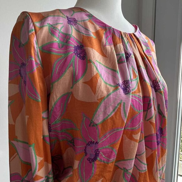 Rinascimento Tops - Rinascimento Made In Italy Floral Blouson Top With Smocked Hem & Keyhole – EU L